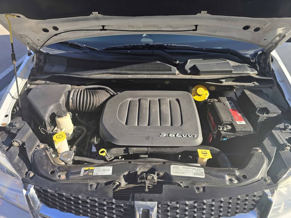 2014 Dodge Grand Caravan – 3.6L Gasoline – 71,000 Miles - photo 3