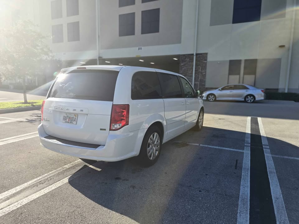2014 Dodge Grand Caravan – 3.6L Gasoline – 71,000 Miles - photo 4