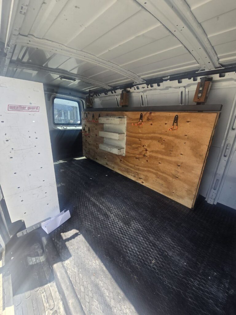 Chevrolet Express 2500