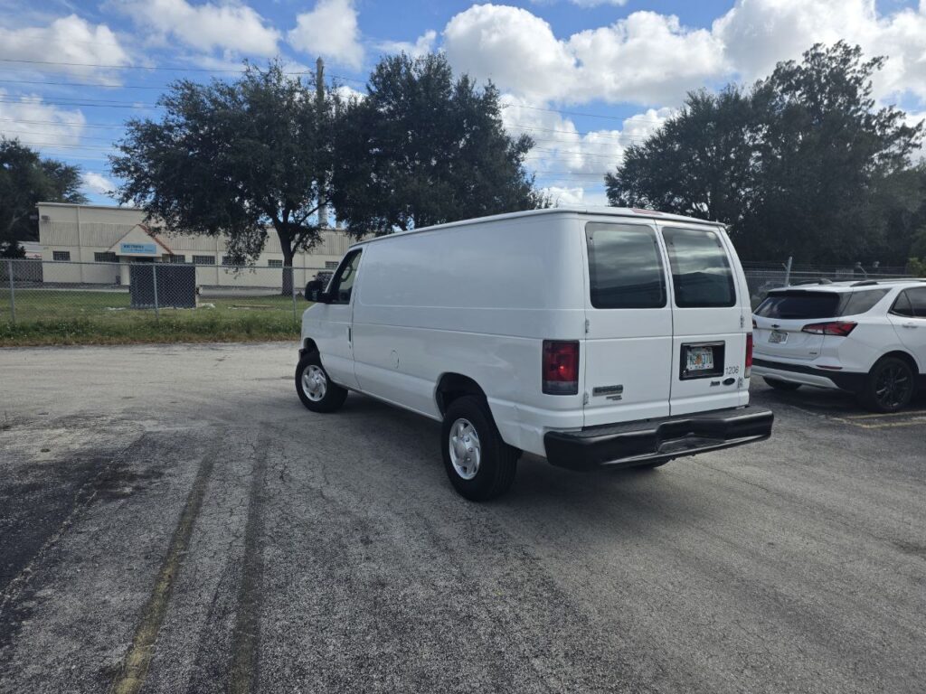 2012 Ford E-250 Cargo Van – 5.4L Gasoline – 115,000 Miles - photo 7