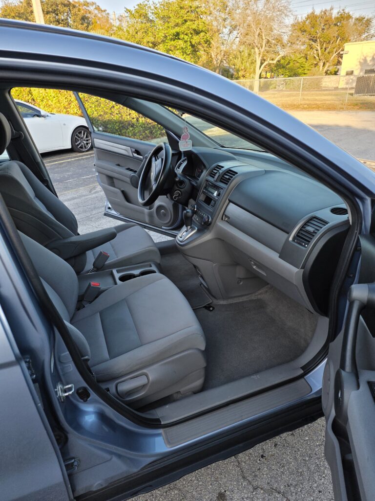 2010 Honda CR-V – 185,000 Miles - photo 10