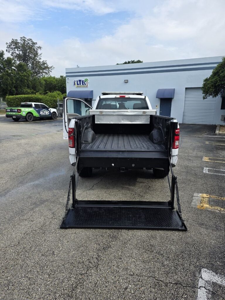 2016 Ford F-150 4x4 Liftgate Truck – 3.5L Gasoline – 36,000 Miles - photo 14