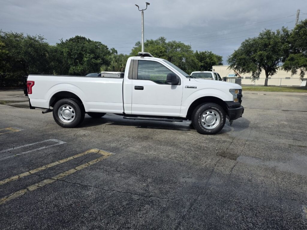 2016 Ford F-150 4x4 Liftgate Truck – 3.5L Gasoline – 36,000 Miles - photo 4