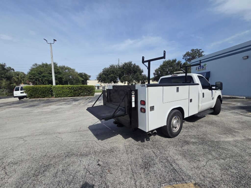 2012 Ford F-250 XL Utility Bed – 6.7L Power Stroke Diesel - photo 12