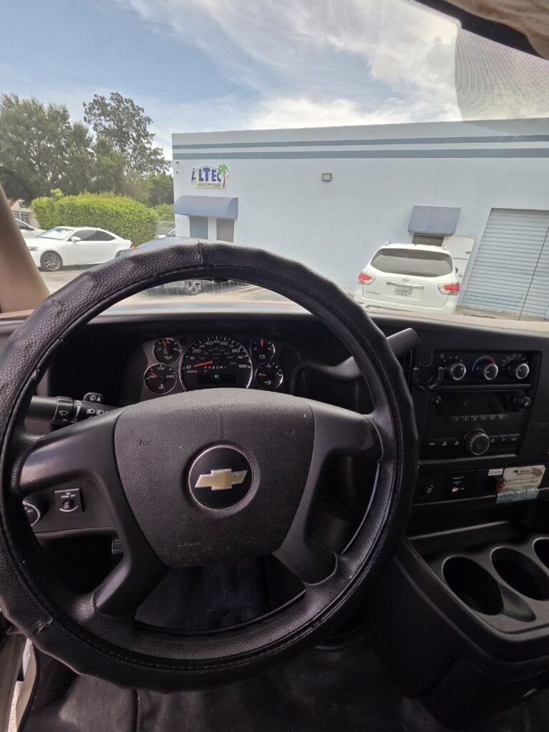 2011 Chevrolet Express 2500 Cargo Van – 4.8L V8 - photo 15