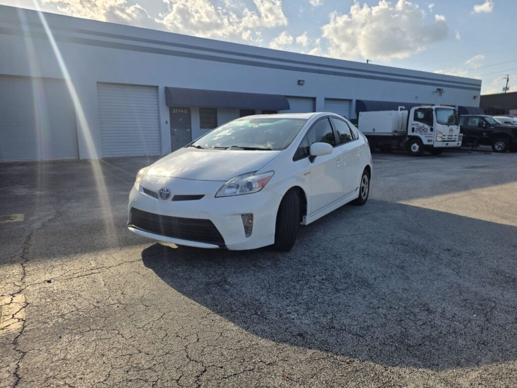 2015 Toyota Prius Hybrid – 1.8L Hybrid – 104,000 Miles - photo 2