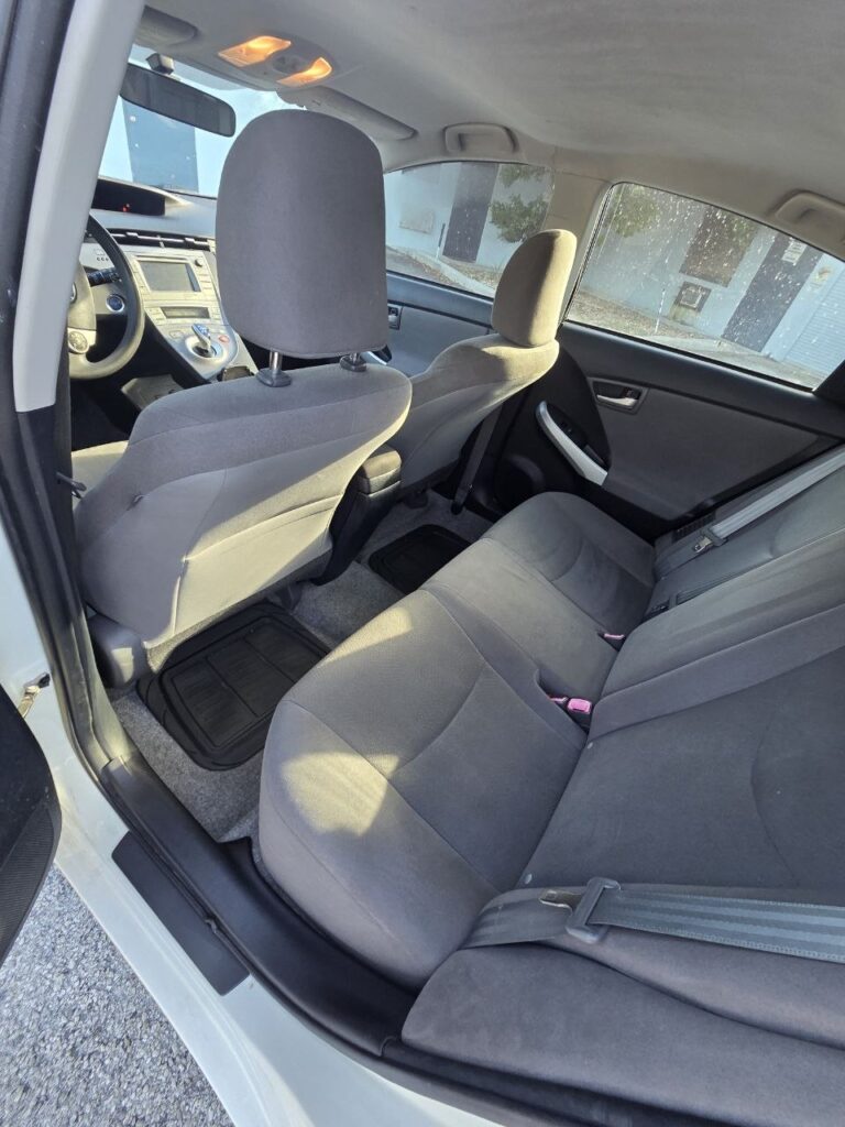 2015 Toyota Prius Hybrid – 1.8L Hybrid – 104,000 Miles - photo 5