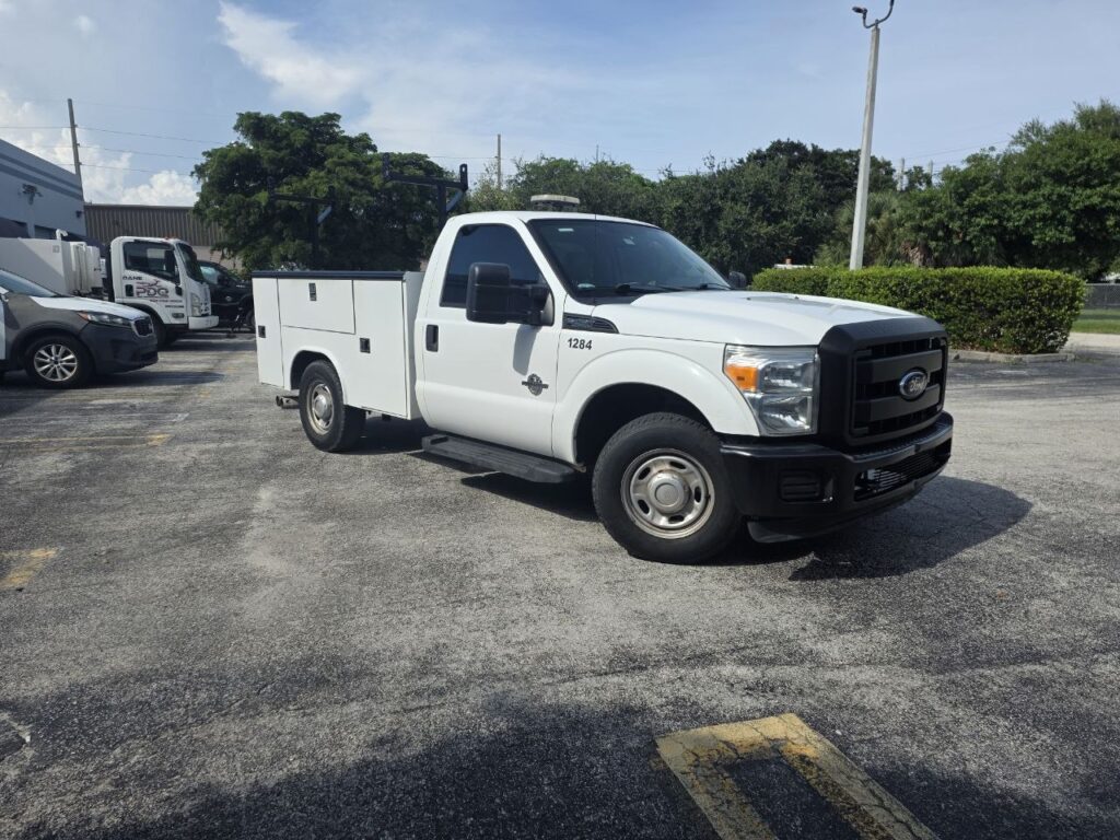 2012 Ford F-250 XL Utility Bed – 6.7L Power Stroke Diesel - photo 3